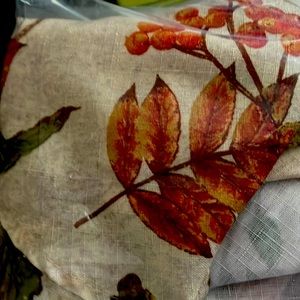 Traditional Round Table CLOTH holiday table cloth